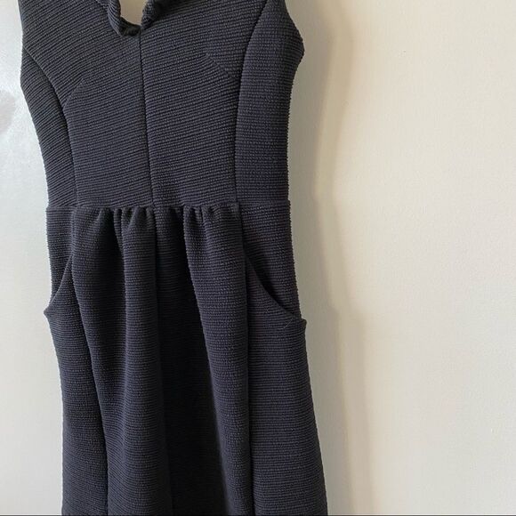 Anthropologie-Maeve Ruffled Ottoman Ribbed V Neck Black Dress (Size:XS) - Picture 7 of 14